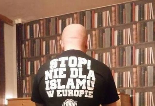 7d9ae417816178a3d318f1f2f4021fc5,780,0,0